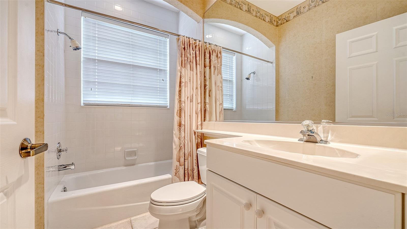 7849 WILTON CRESCENT CIR, UNIVERSITY PARK, FL, 34201
