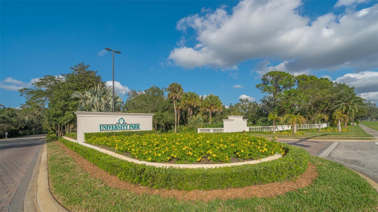 7849 WILTON CRESCENT CIR, UNIVERSITY PARK, FL, 34201