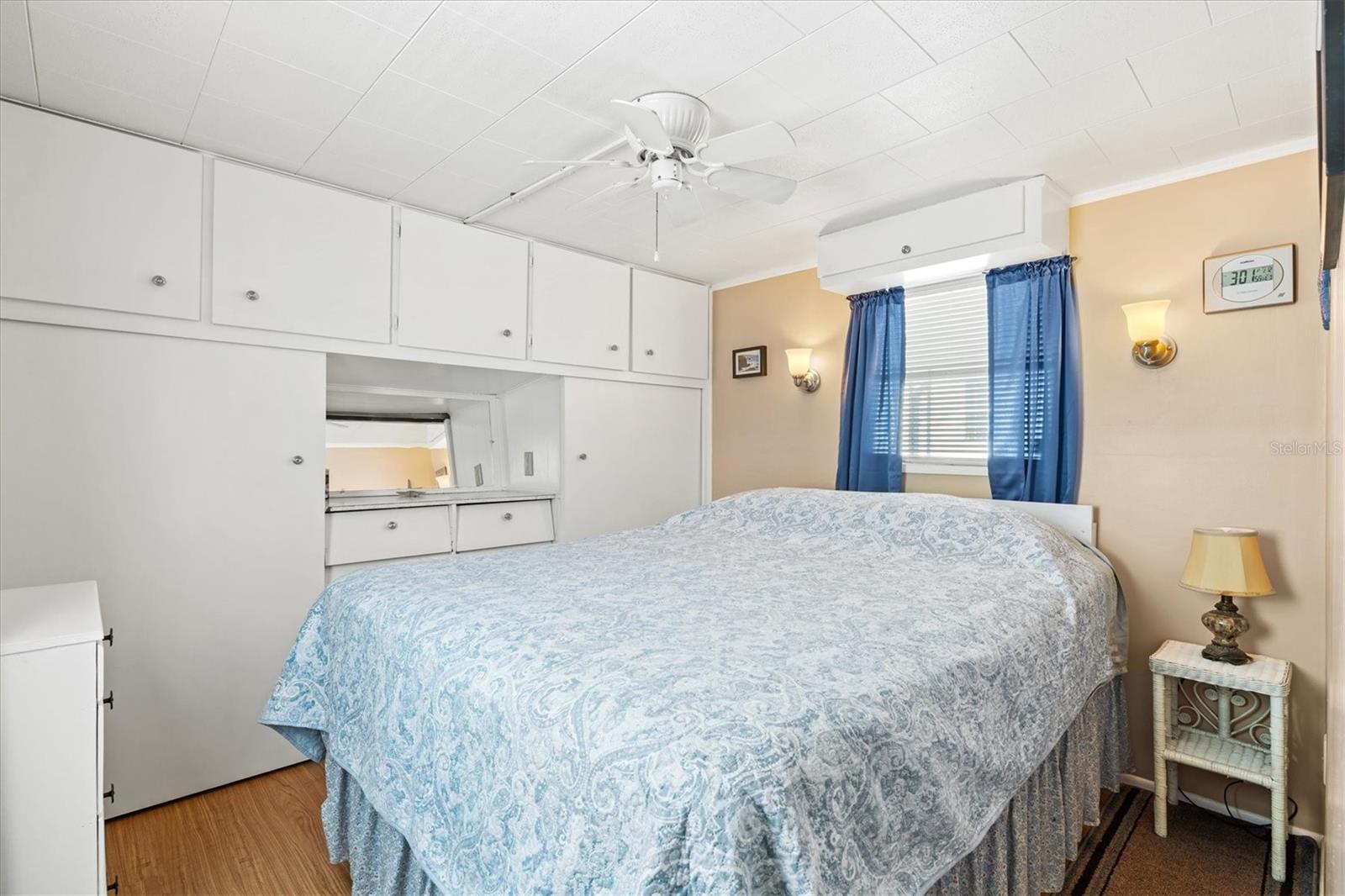 A4641373 Property Photo