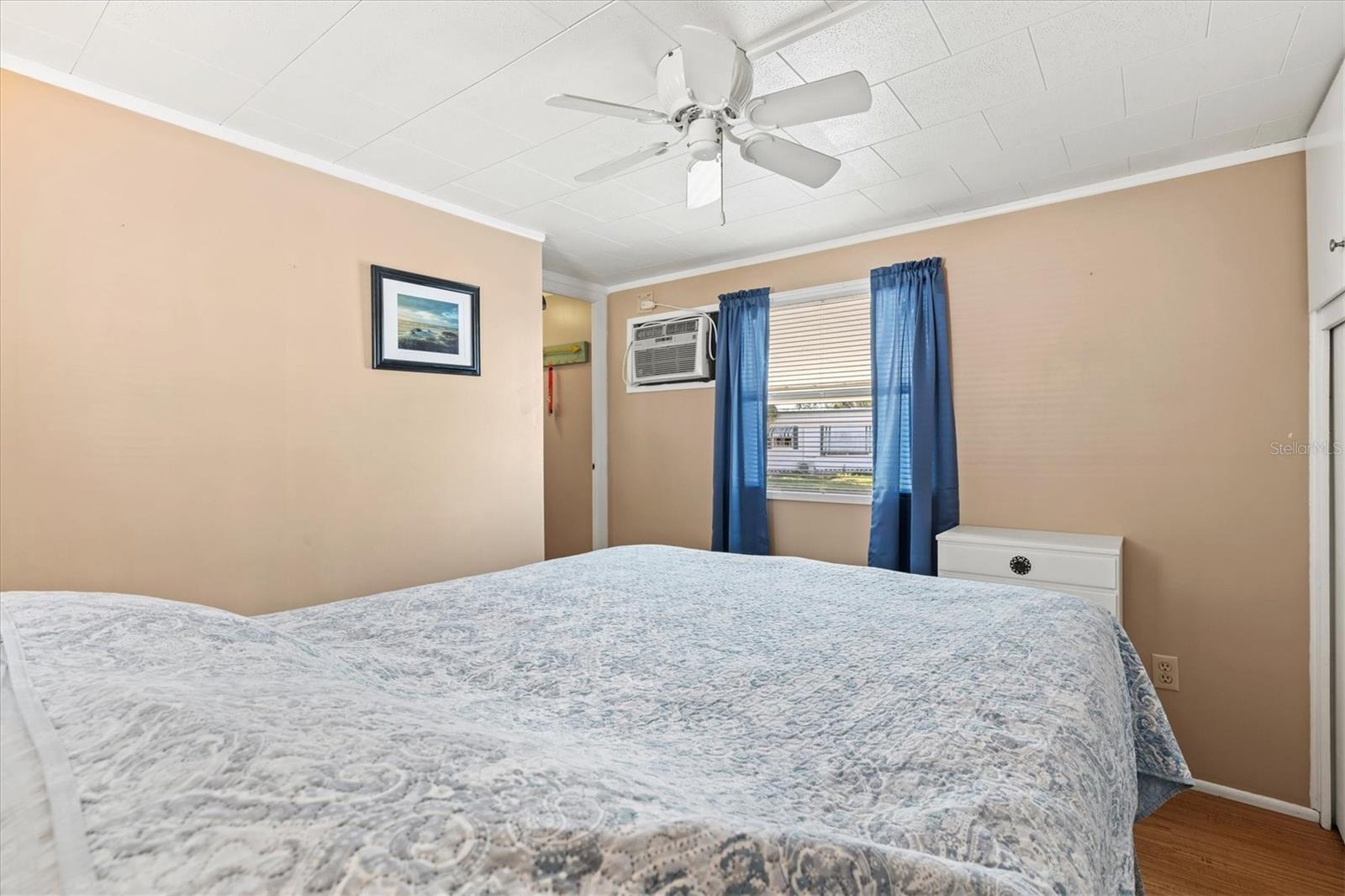 A4641373 Property Photo