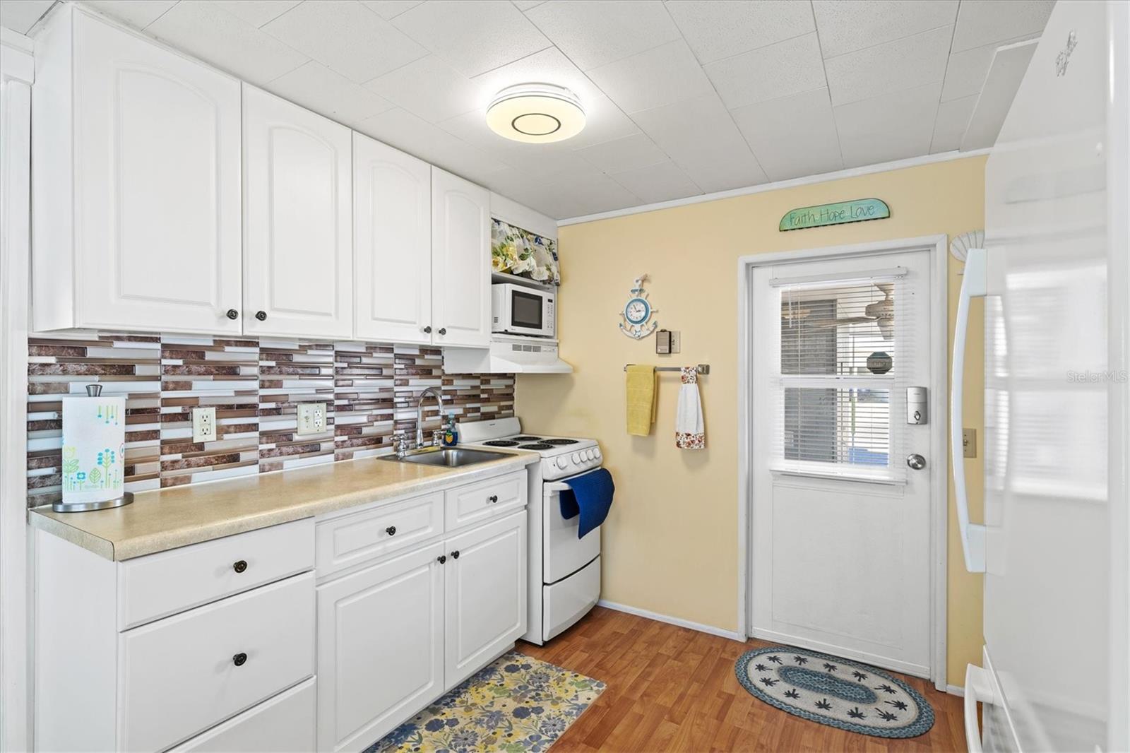 A4641373 Property Photo