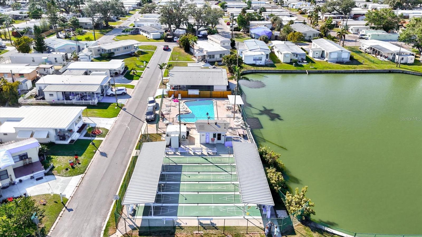 A4641373 Property Photo