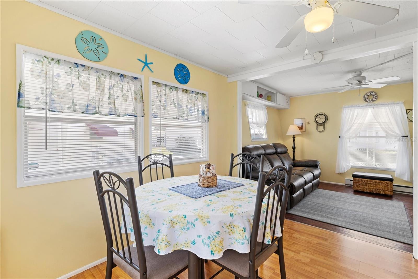 A4641373 Property Photo