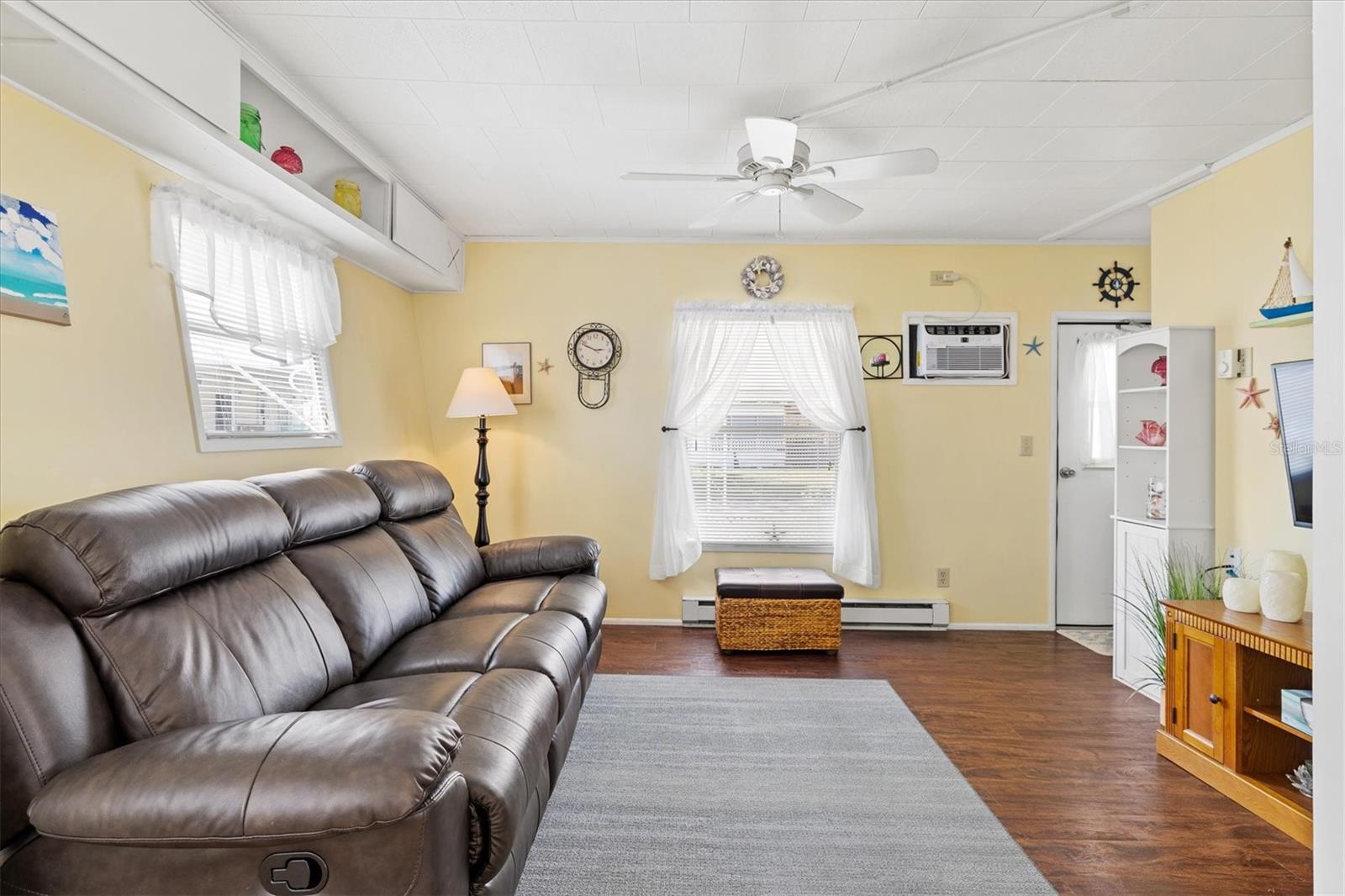 A4641373 Property Photo