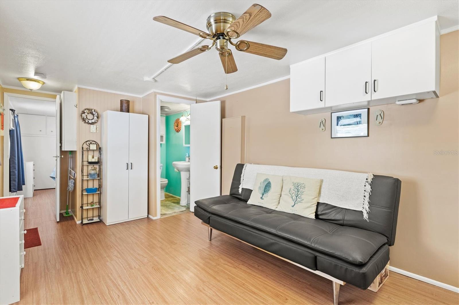 A4641373 Property Photo