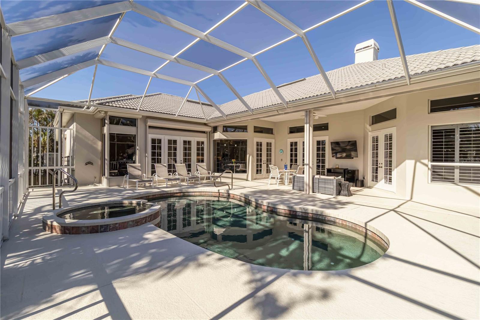A4641375 Property Photo