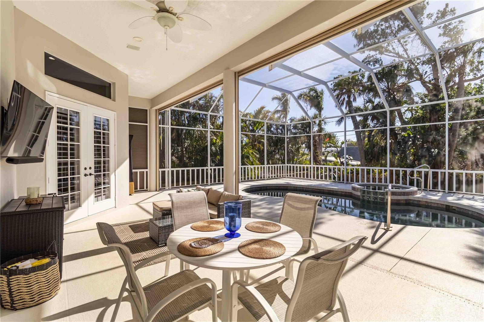 A4641375 Property Photo