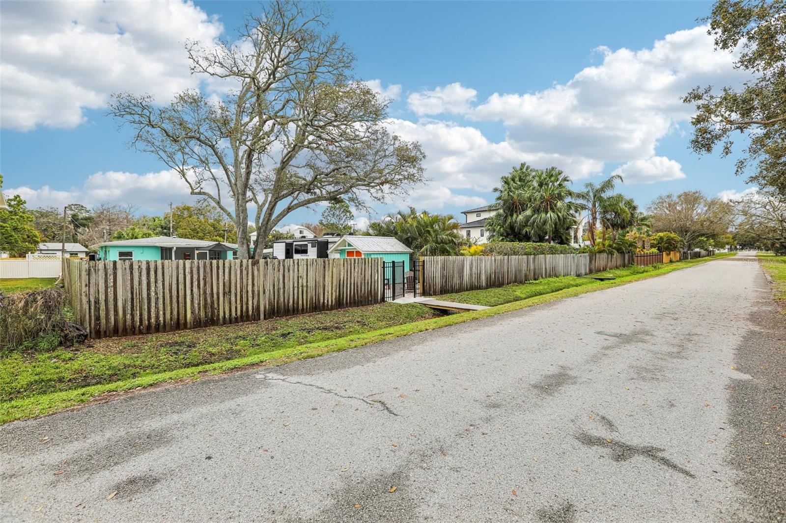 1868 DOUGLAS AVE, DUNEDIN, FL, 34698