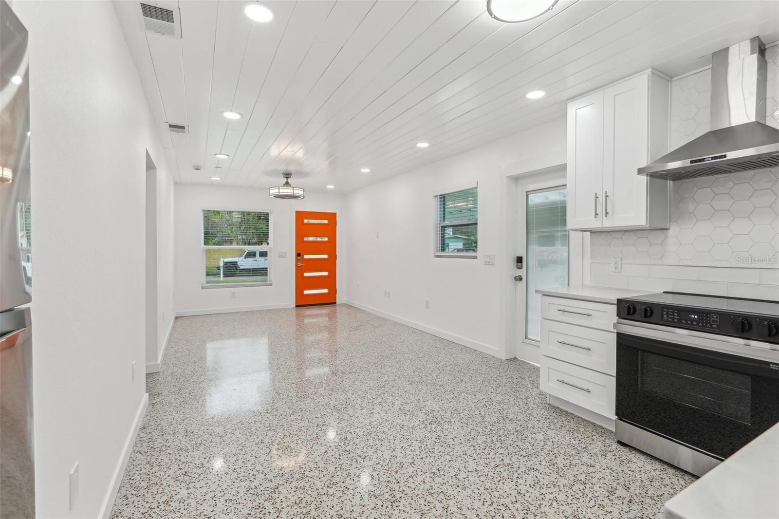 1868 DOUGLAS AVE, DUNEDIN, FL, 34698