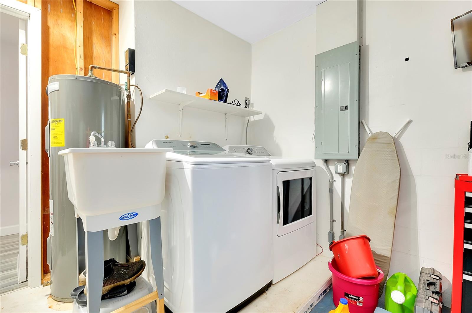 551 SHERIDAN DR, VENICE, FL, 34293