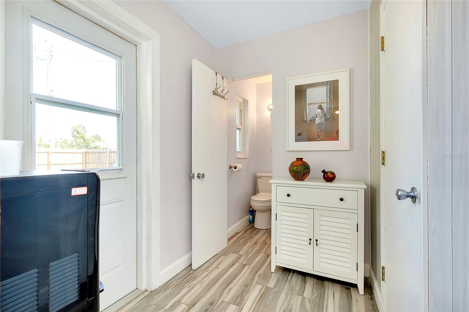 551 SHERIDAN DR, VENICE, FL, 34293