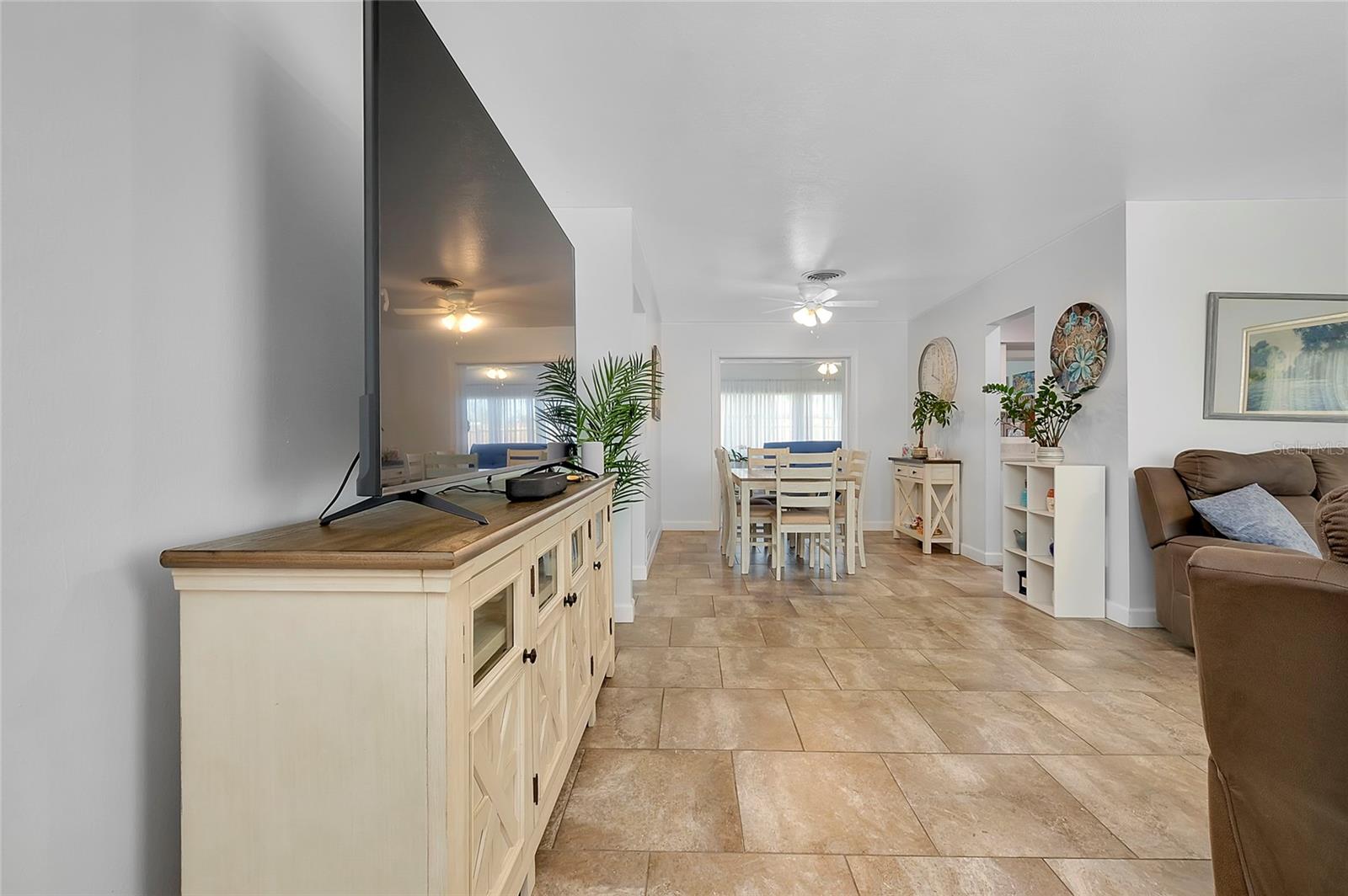 551 SHERIDAN DR, VENICE, FL, 34293