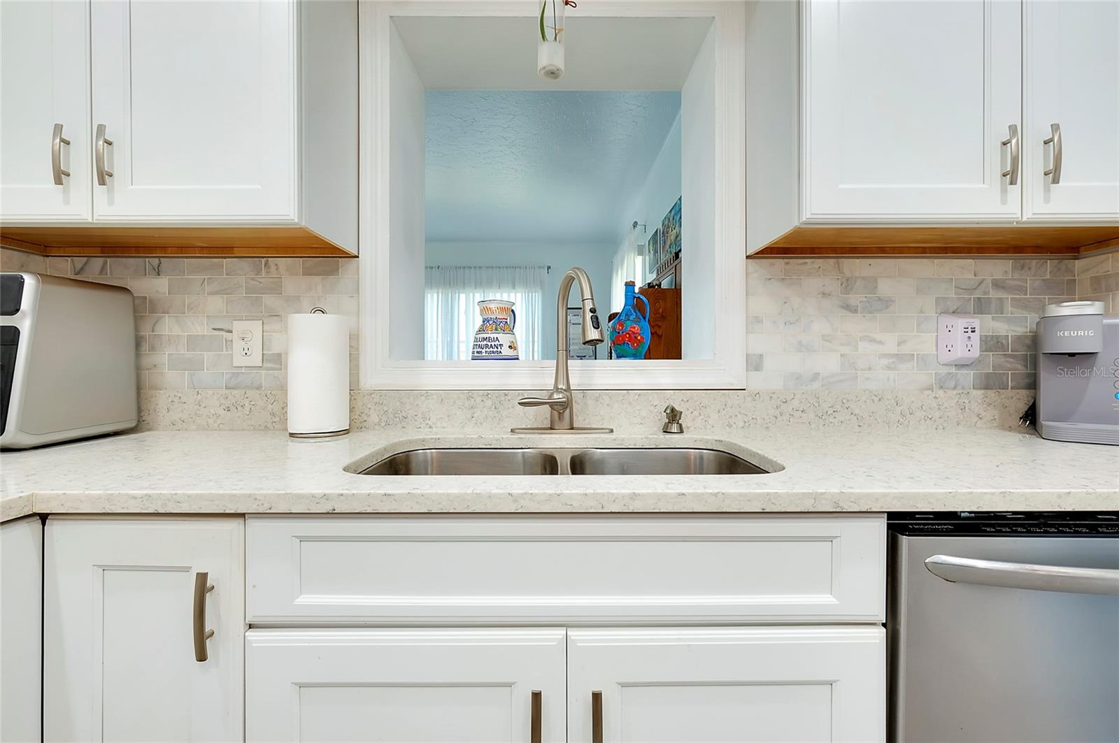 551 SHERIDAN DR, VENICE, FL, 34293