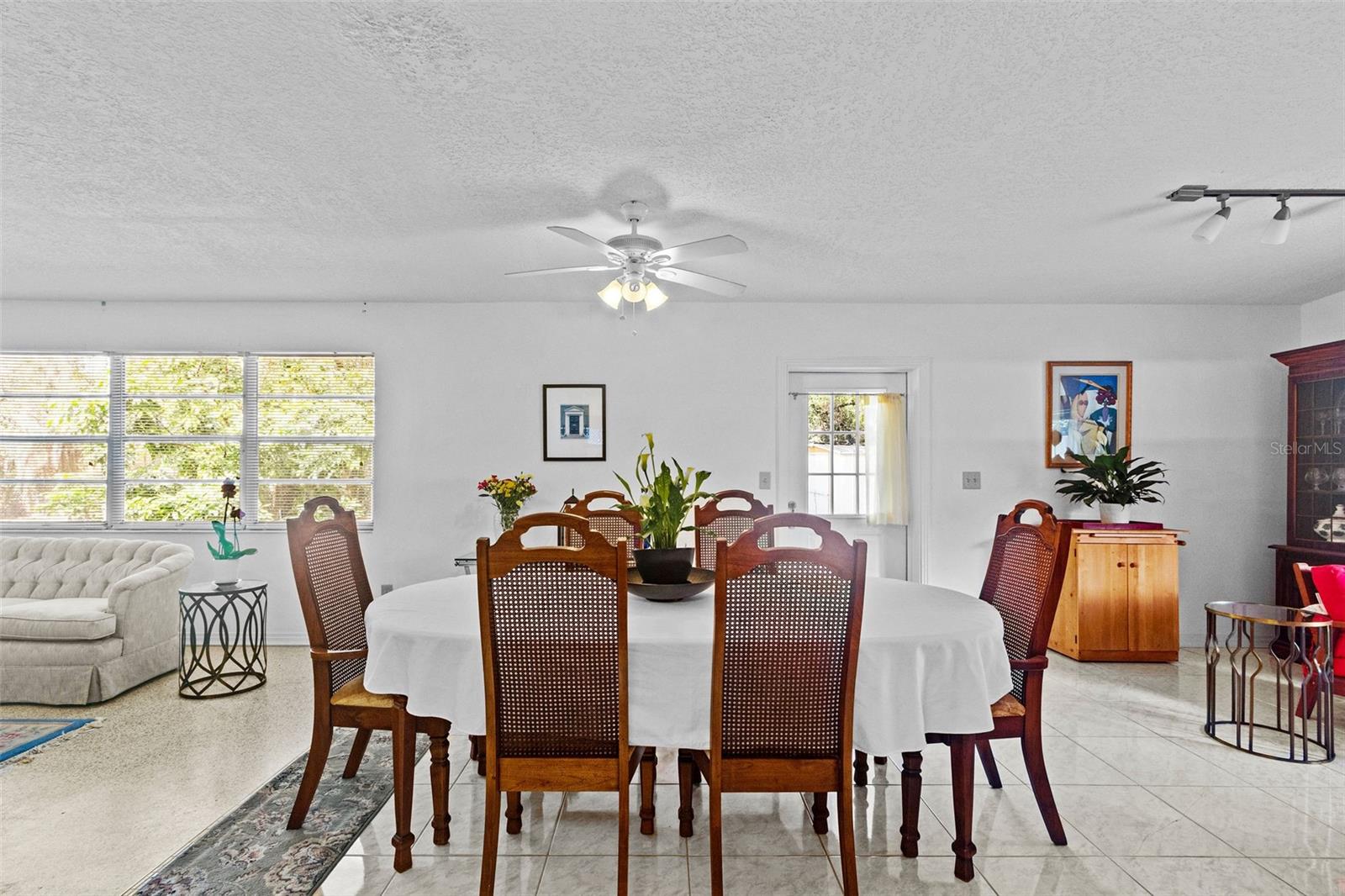 410 BERWICK AVE, TEMPLE TERRACE, FL, 33617