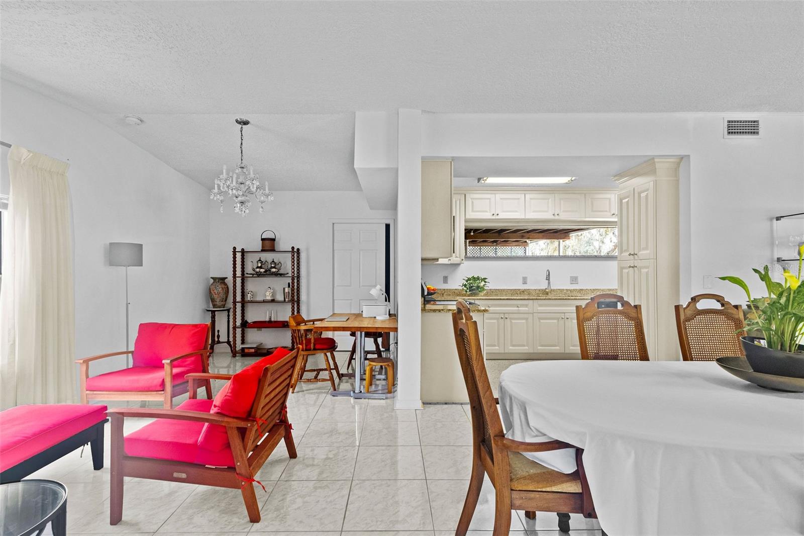 410 BERWICK AVE, TEMPLE TERRACE, FL, 33617