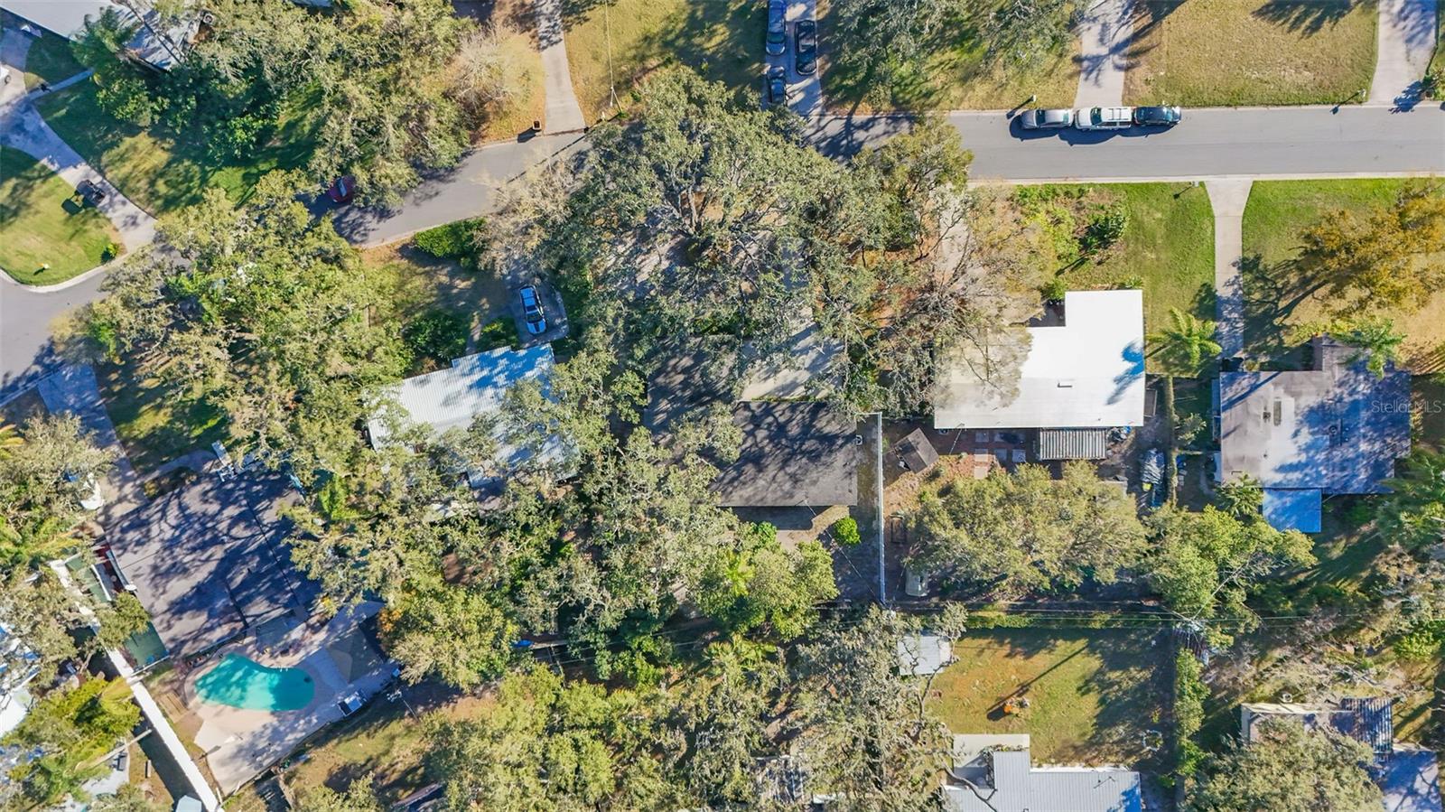 410 BERWICK AVE, TEMPLE TERRACE, FL, 33617