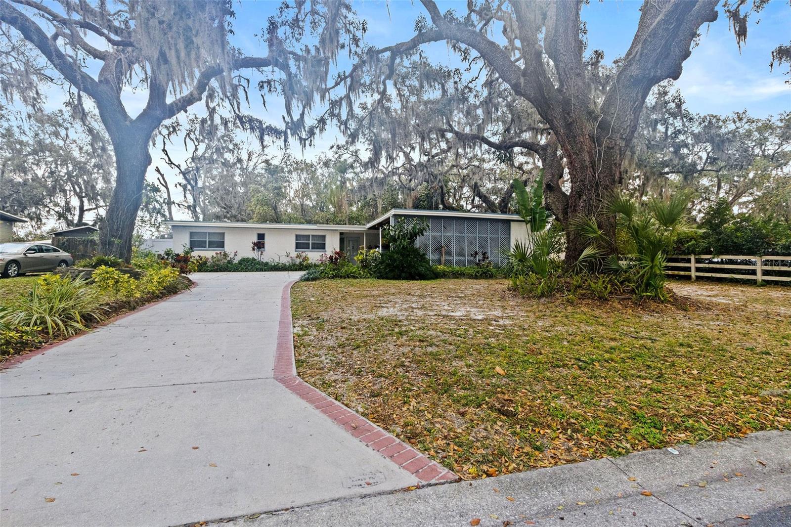 410 BERWICK AVE, TEMPLE TERRACE, FL, 33617