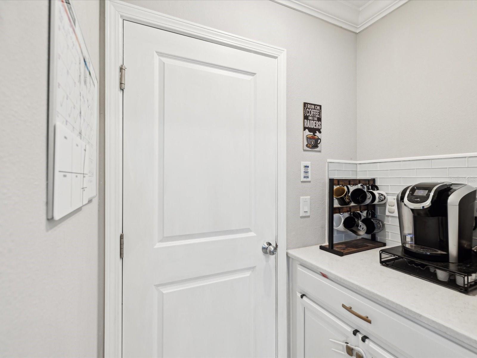 18601 NOBLE CASPIAN DR, LUTZ, FL, 33558