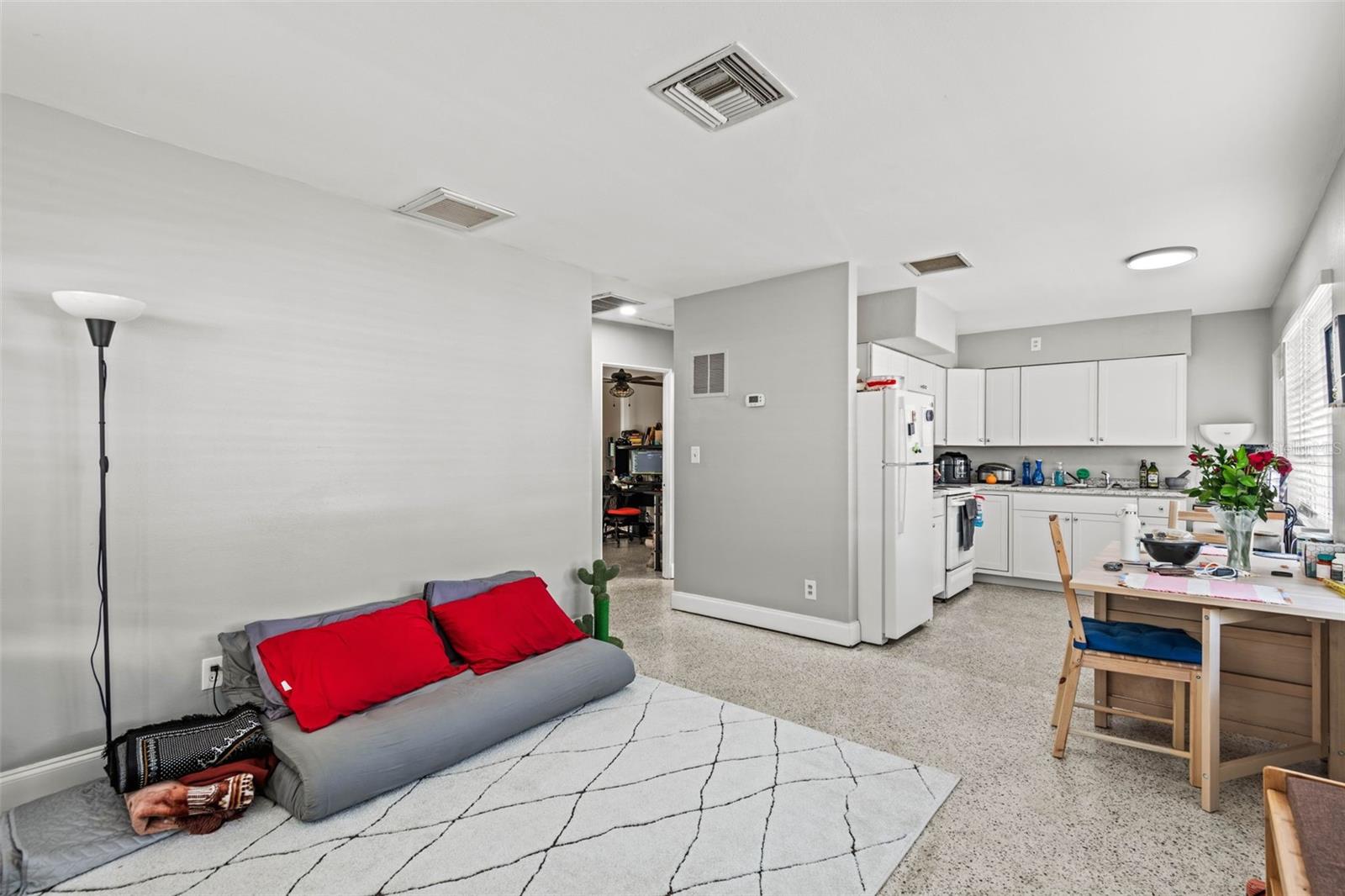 784 73RD AVE N, ST PETERSBURG, FL, 33702