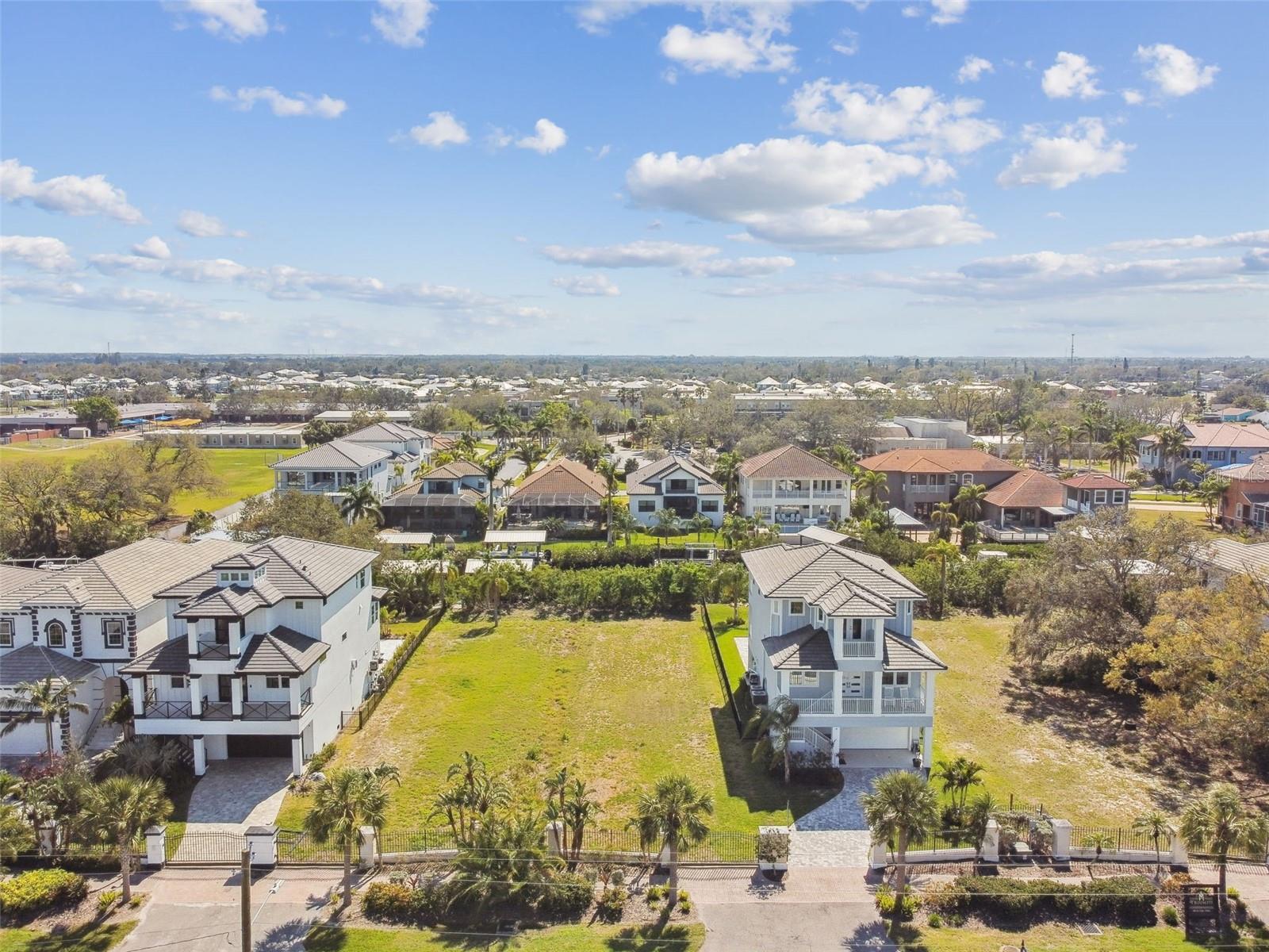 540 ESTUARY SHORE LN, APOLLO BEACH, FL, 33572