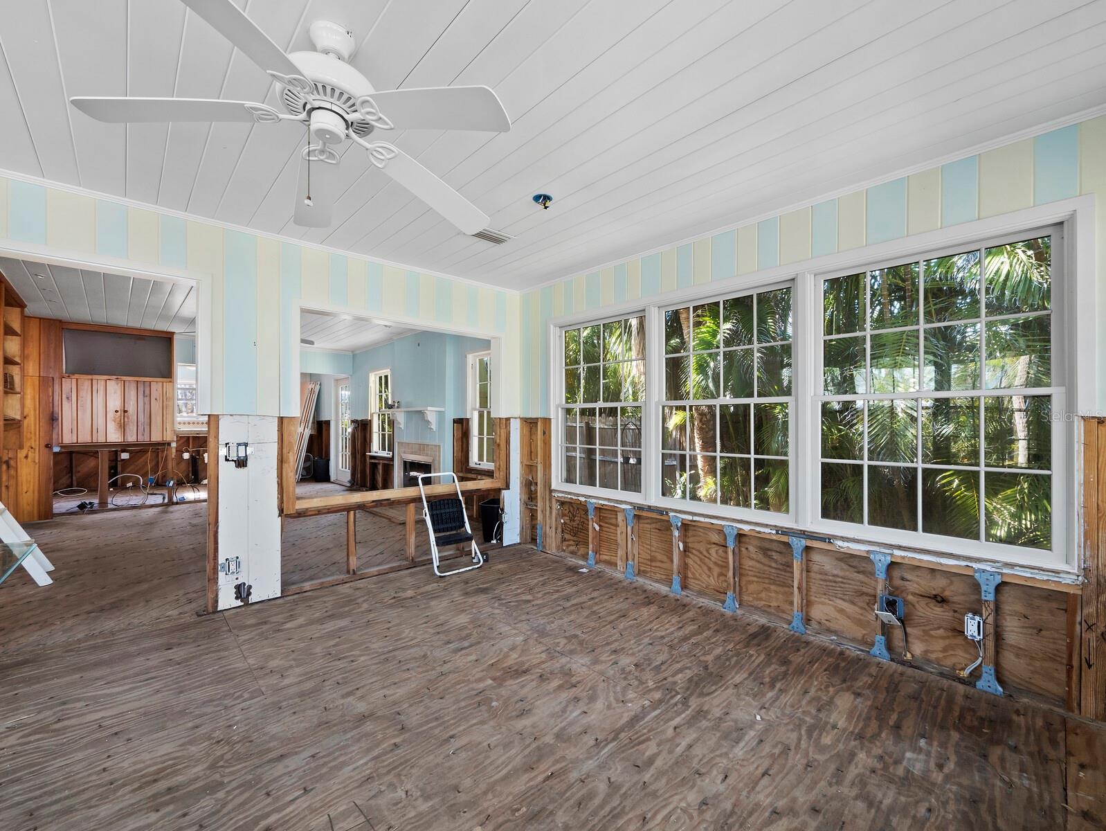 7119 LONGBOAT DR E, LONGBOAT KEY, FL, 34228