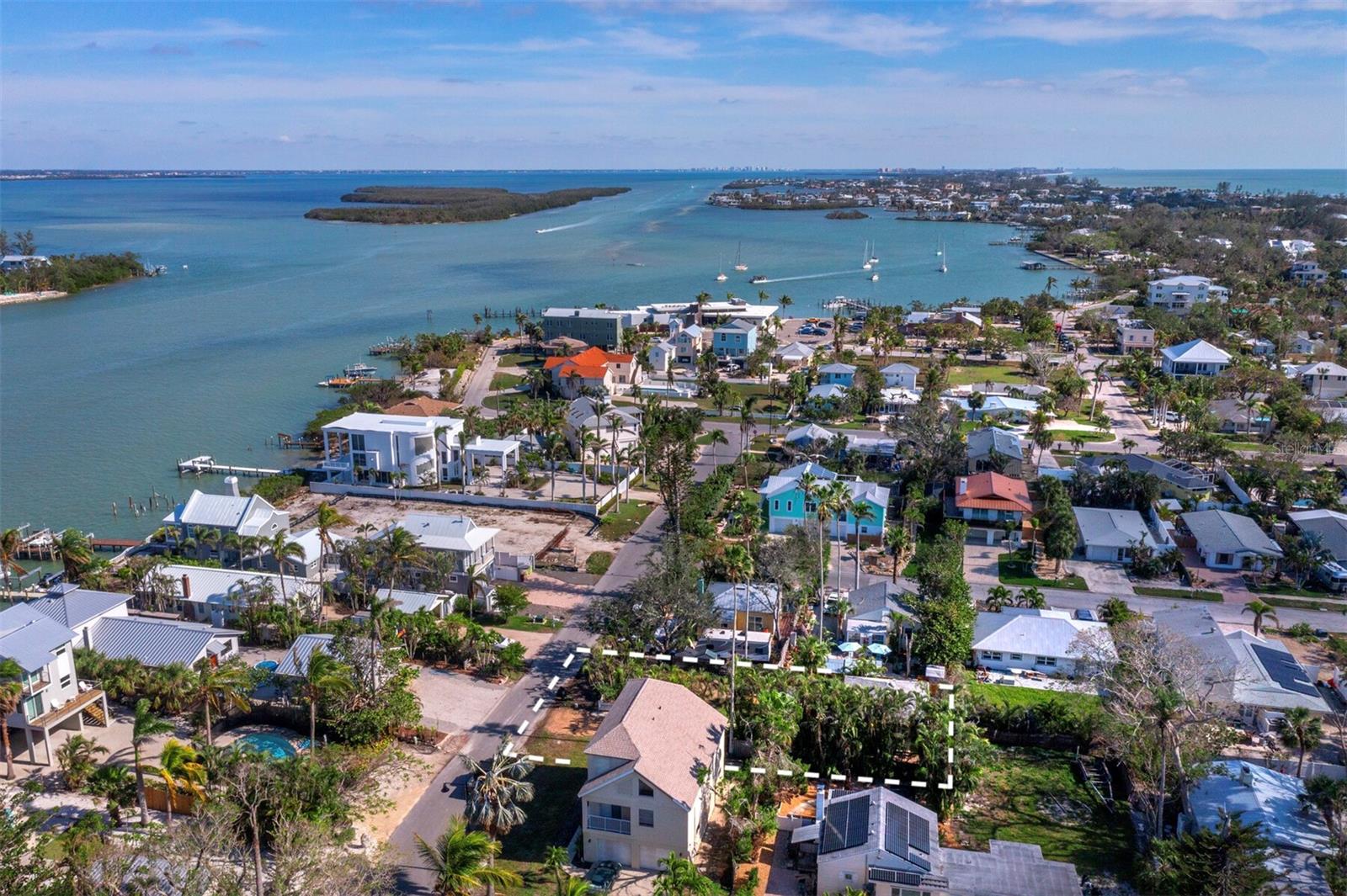 7119 LONGBOAT DR E, LONGBOAT KEY, FL, 34228