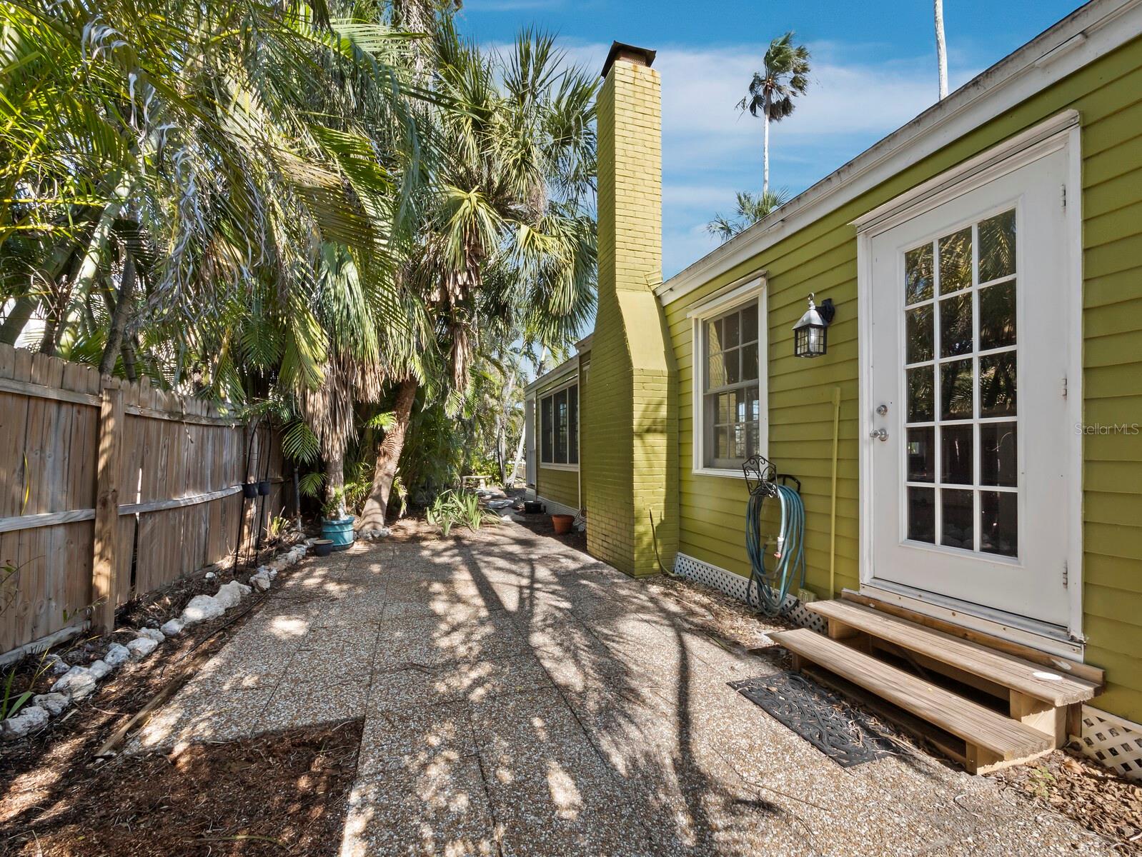 7119 LONGBOAT DR E, LONGBOAT KEY, FL, 34228