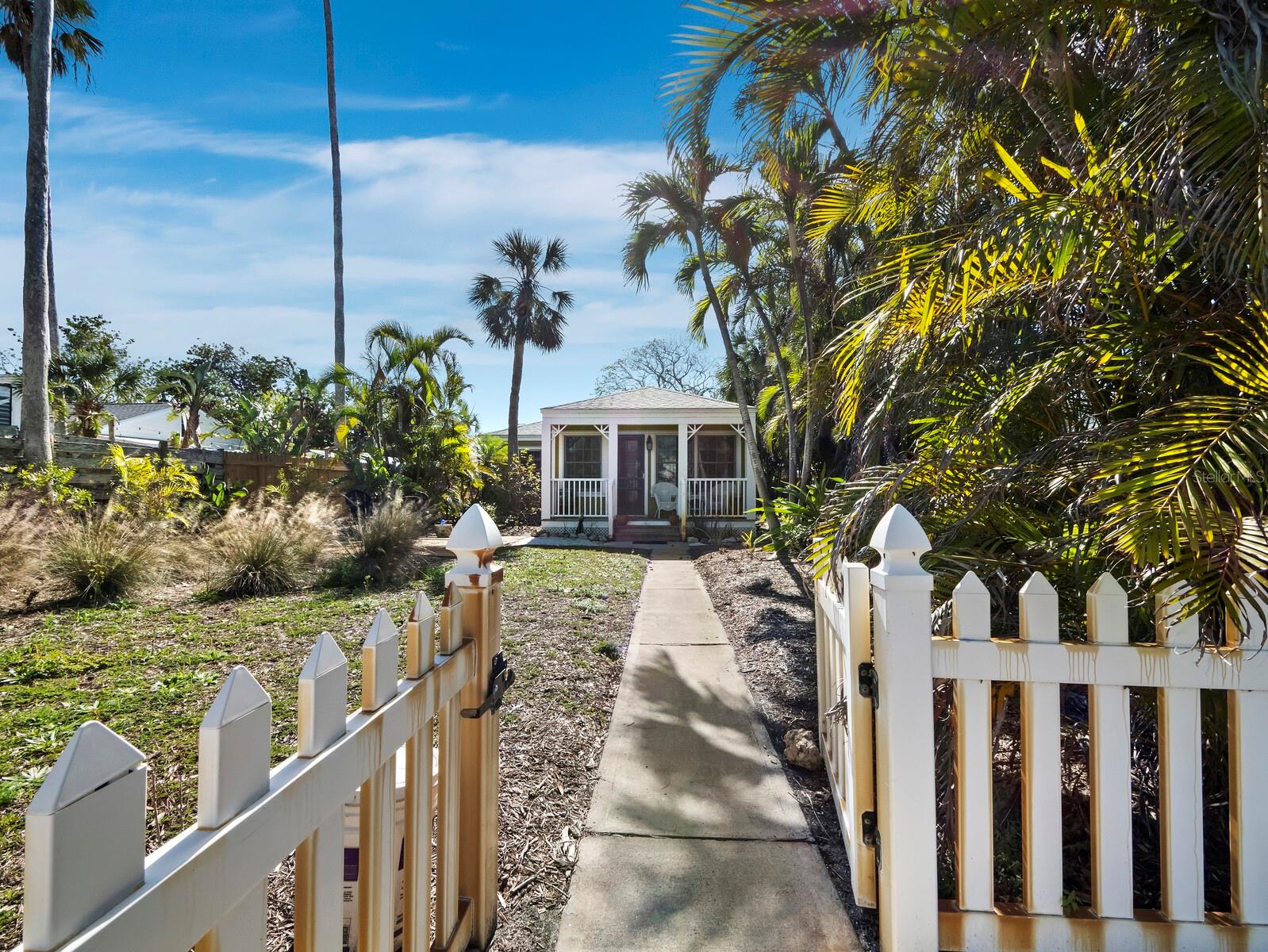7119 LONGBOAT DR E, LONGBOAT KEY, FL, 34228