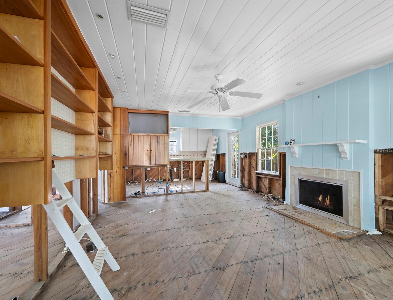 7119 LONGBOAT DR E, LONGBOAT KEY, FL, 34228