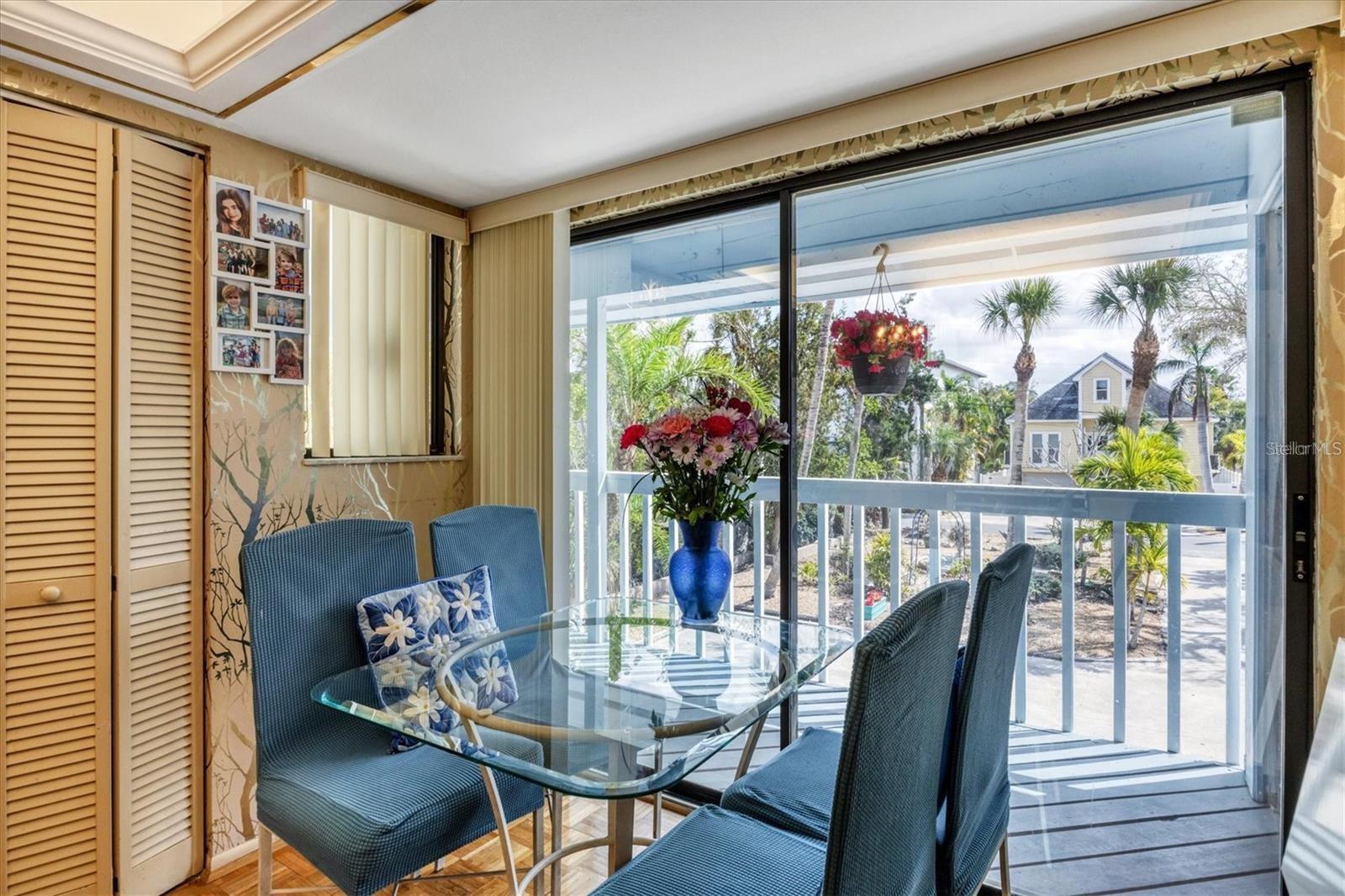 4114 ROBERTS POINT CIR, SARASOTA, FL, 34242