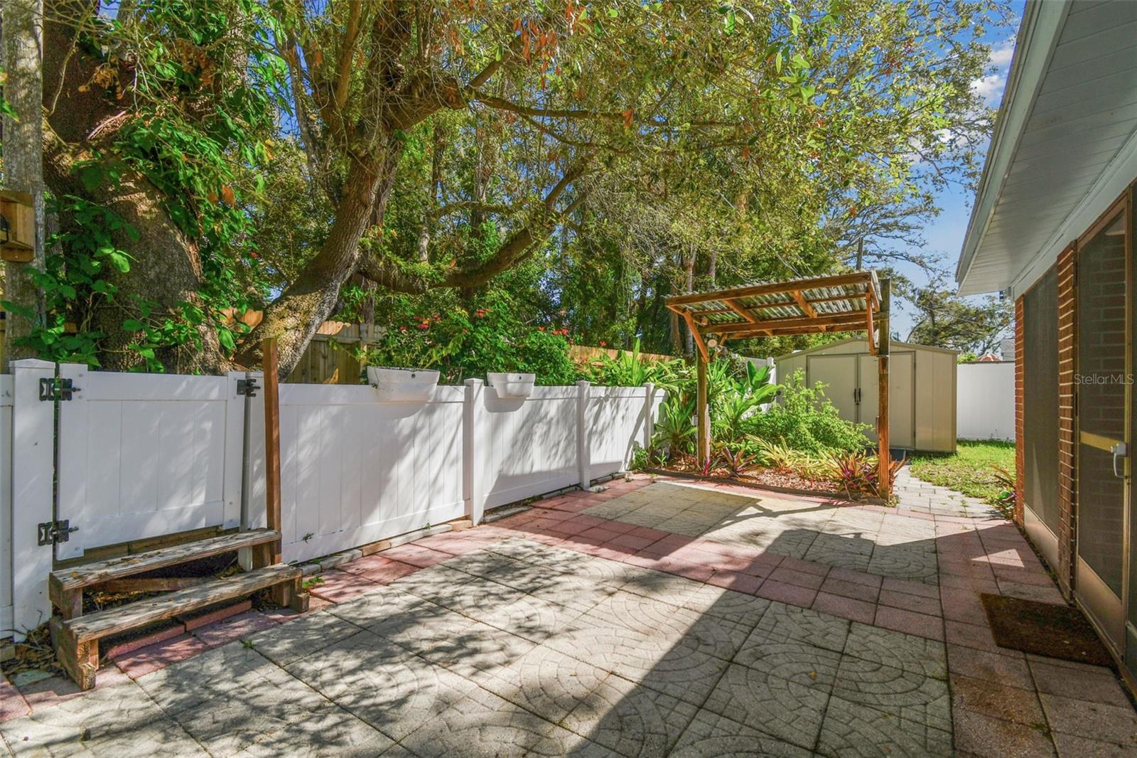 14809 TULIP DR, TAMPA, FL, 33613