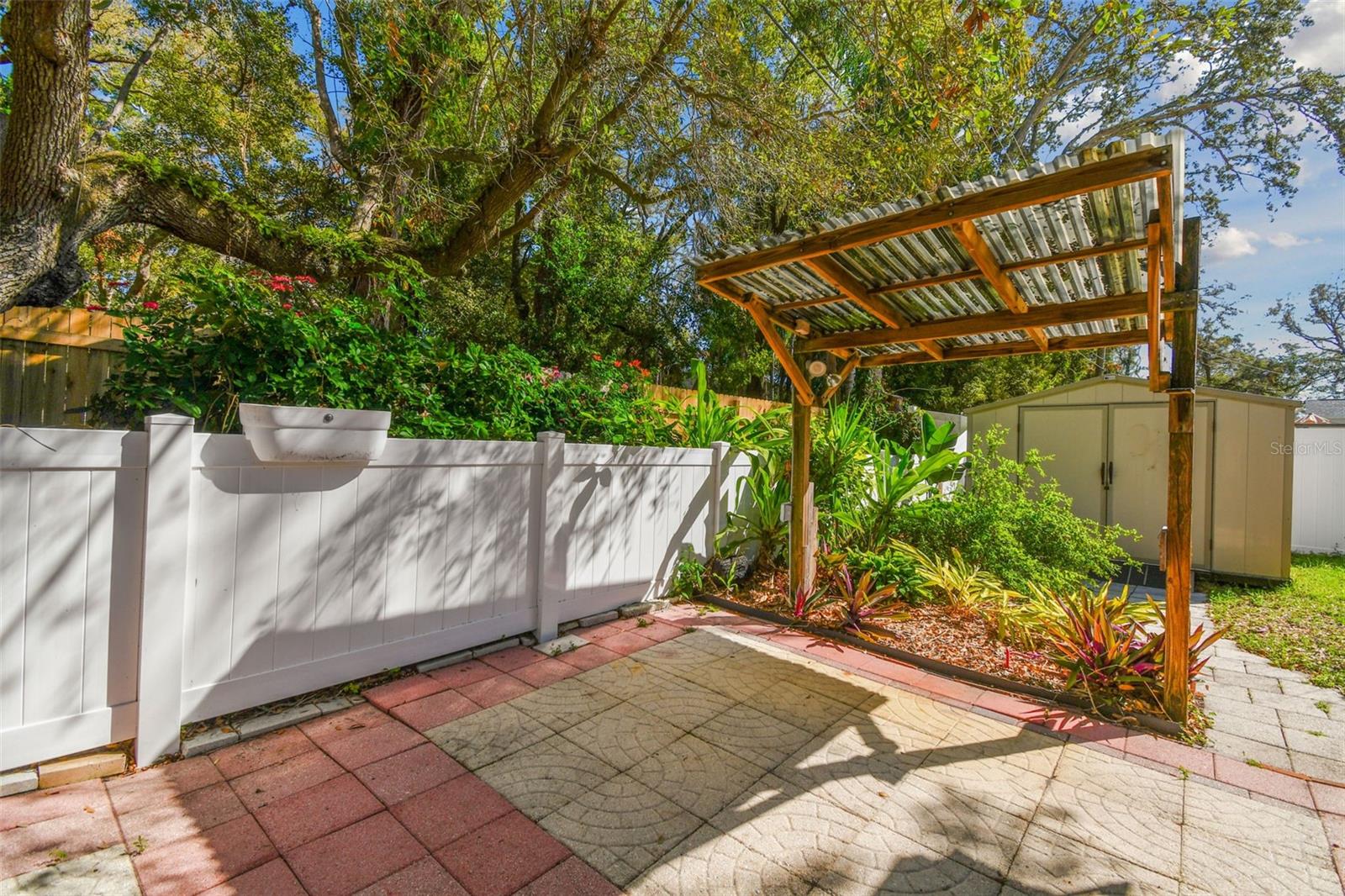 14809 TULIP DR, TAMPA, FL, 33613