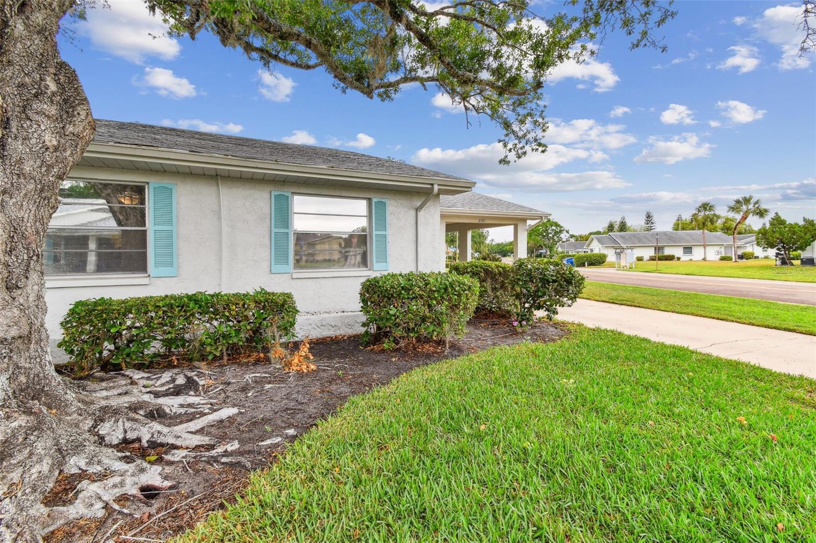 2301 GRENOBLE PL #1, SUN CITY CENTER, FL, 33573