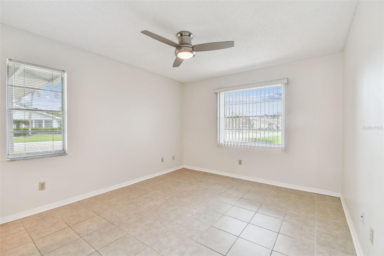 2301 GRENOBLE PL #1, SUN CITY CENTER, FL, 33573