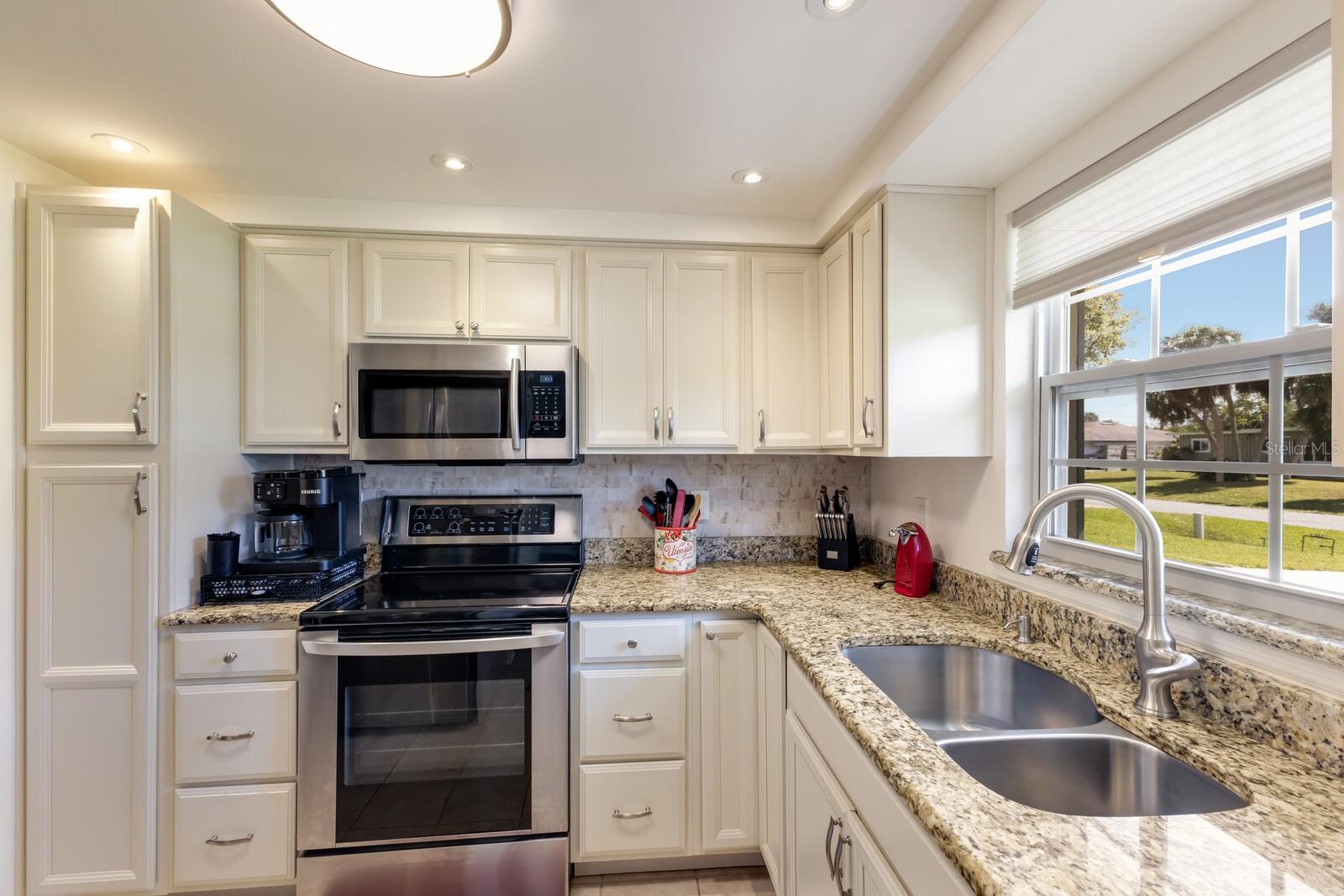 3053 CONCORD ST, SARASOTA, FL, 34231