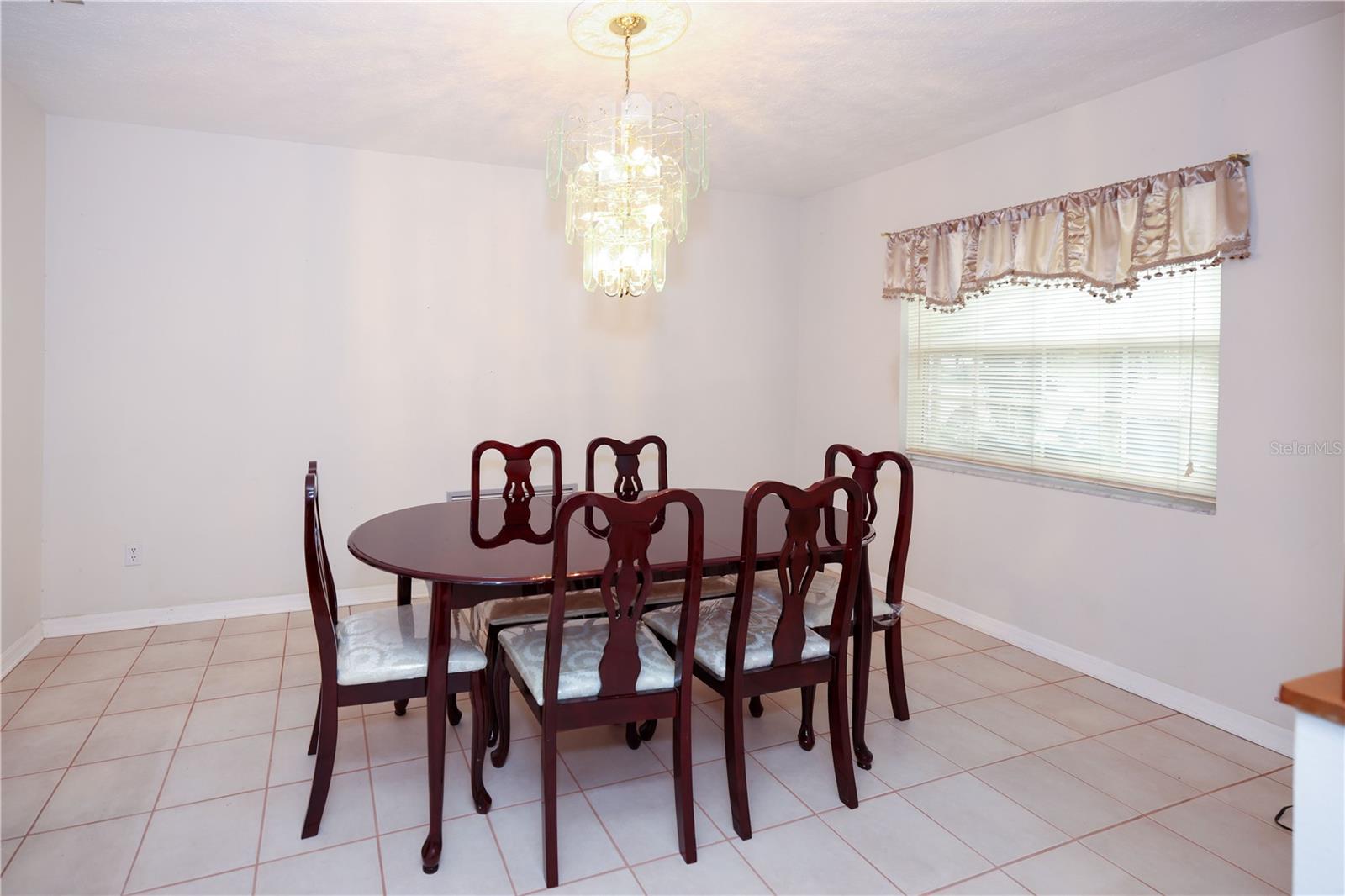 204 AMANA AVE, BRANDON, FL, 33510