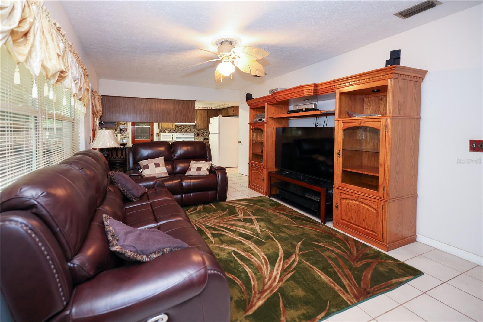 204 AMANA AVE, BRANDON, FL, 33510