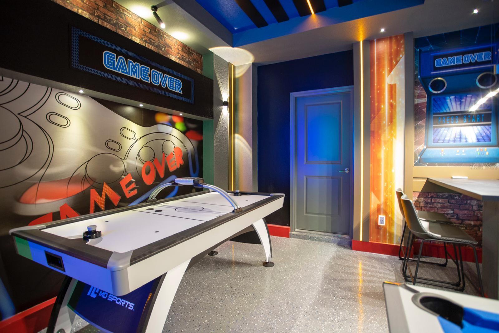 8824 CRUDEN BAY CT, DAVENPORT, FL, 33896