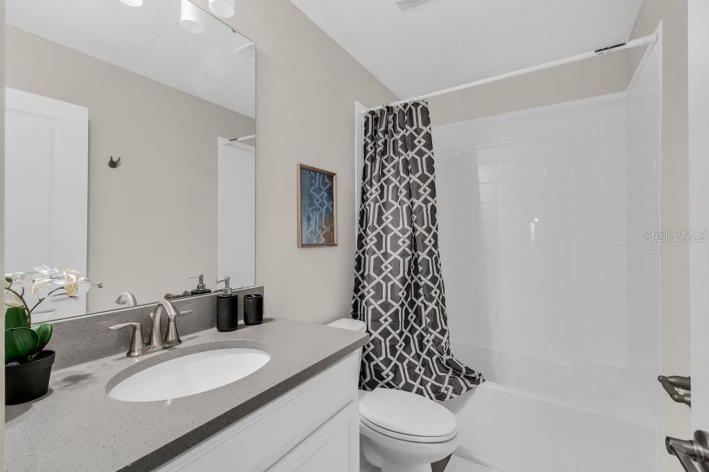 8824 CRUDEN BAY CT, DAVENPORT, FL, 33896