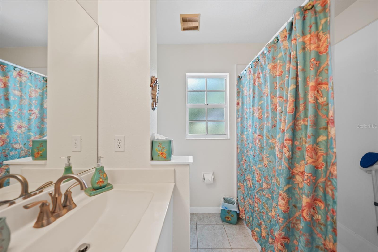 819 MONTROSE DR #204, VENICE, FL, 34293