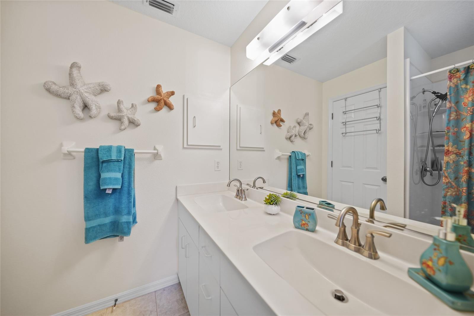 819 MONTROSE DR #204, VENICE, FL, 34293