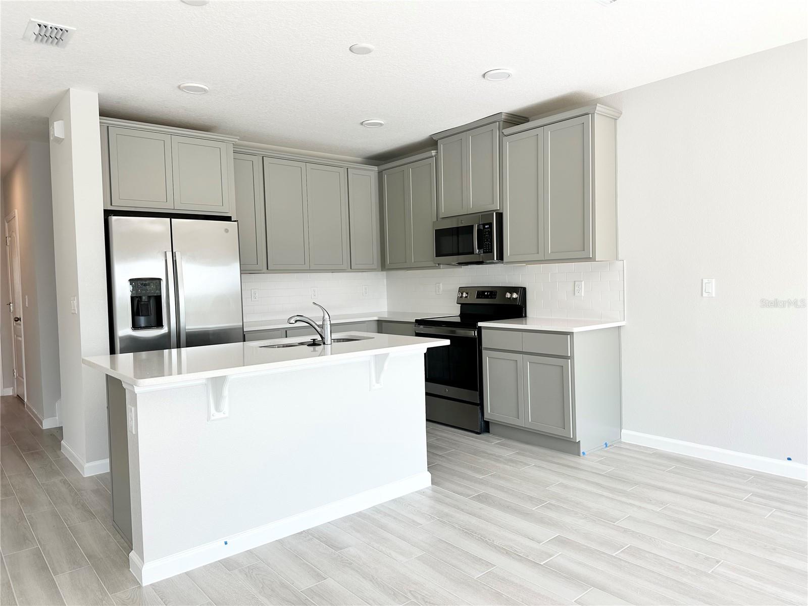 2803 NARCOOSSEE COMMONS WAY, ST CLOUD, FL, 34771