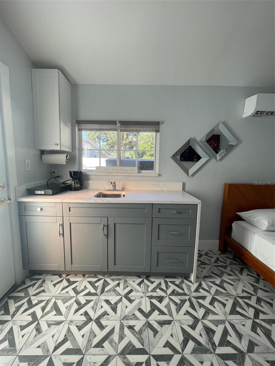 3003 W MARQUETTE AVE, TAMPA, FL, 33614