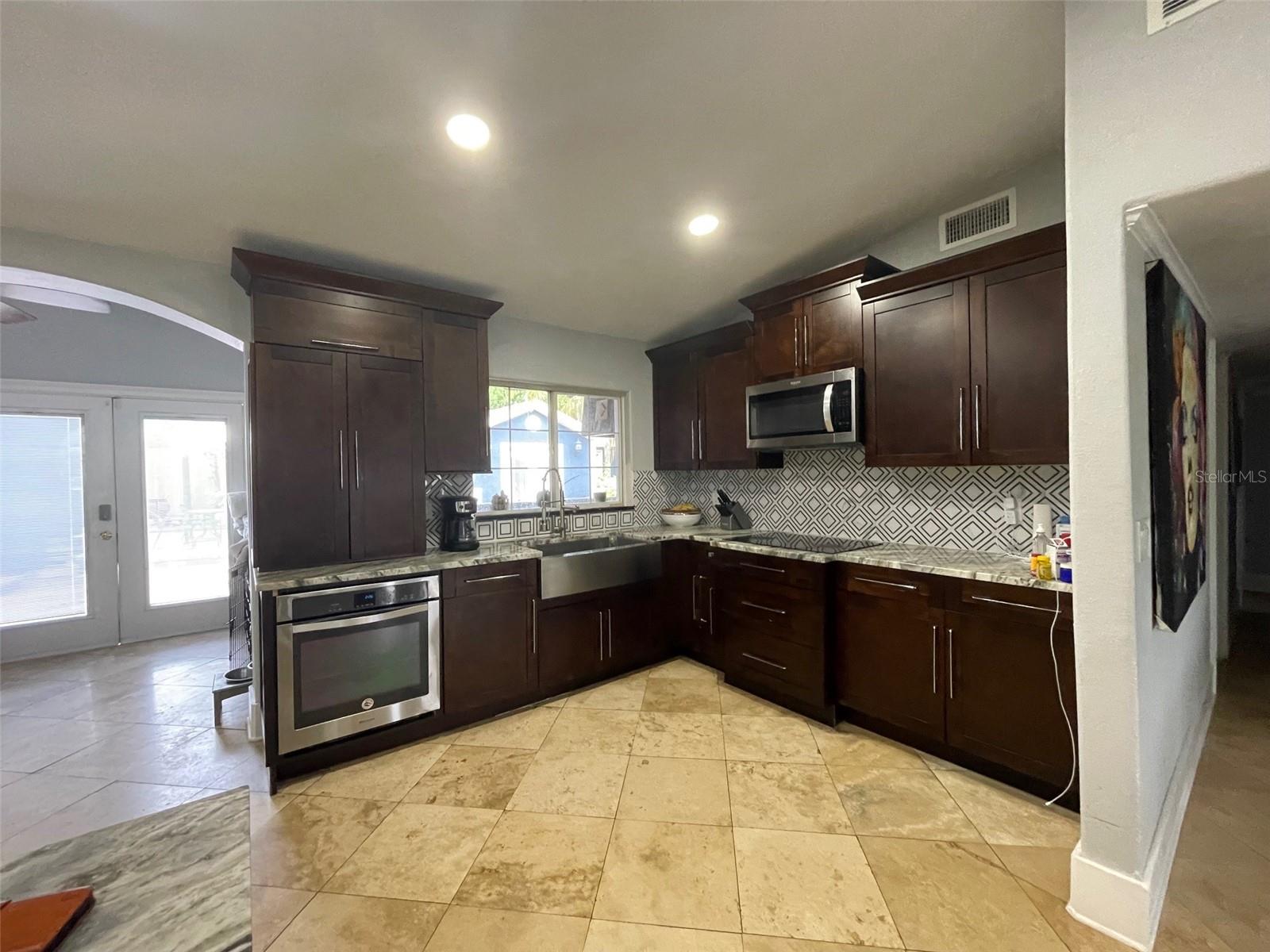 3003 W MARQUETTE AVE, TAMPA, FL, 33614