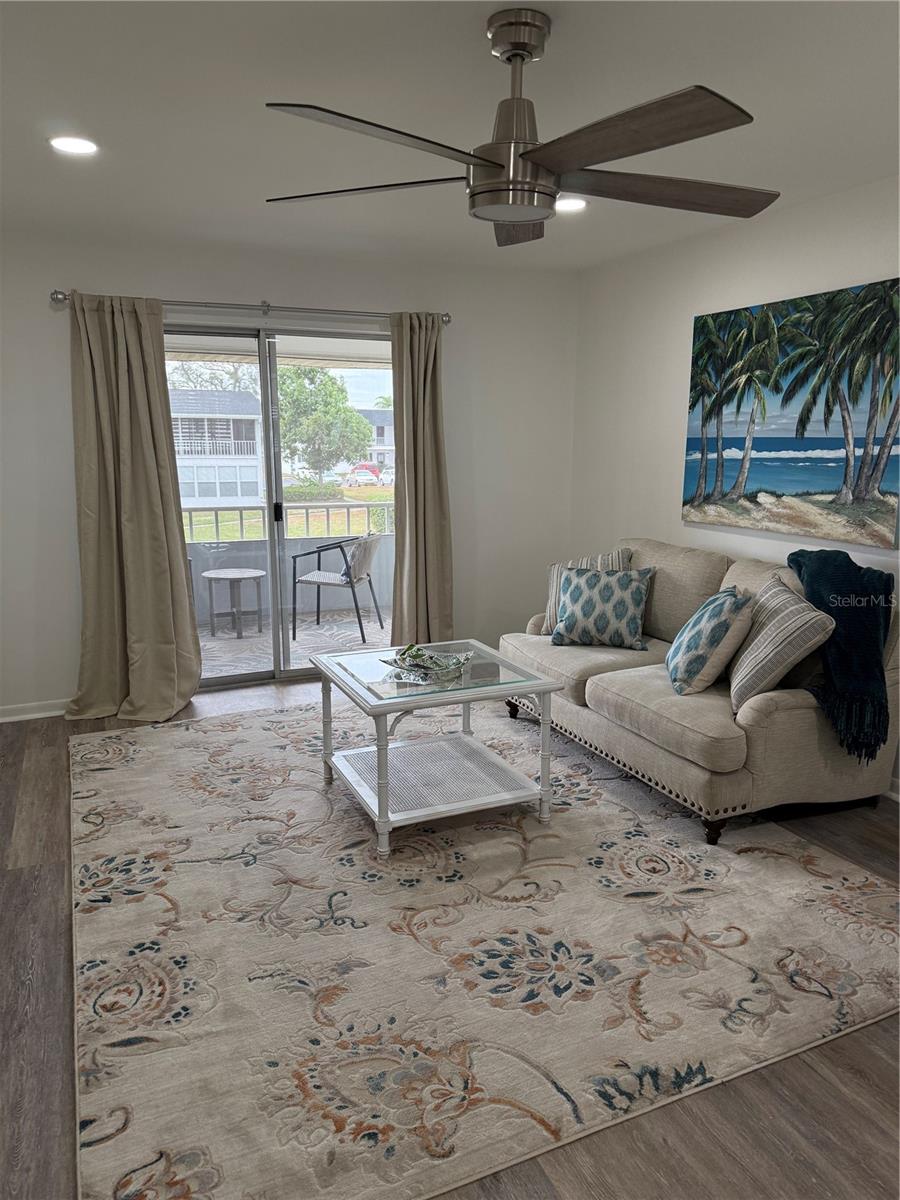 102 46TH AVENUE TER W #402, BRADENTON, FL, 34207