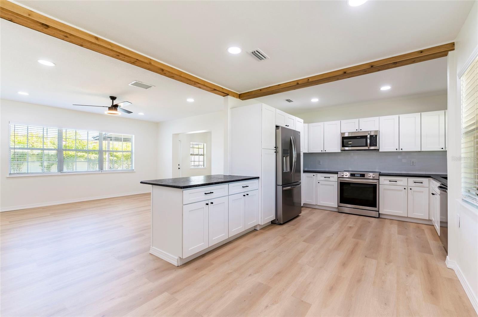 4636 W BAY COURT AVE, TAMPA, FL, 33611