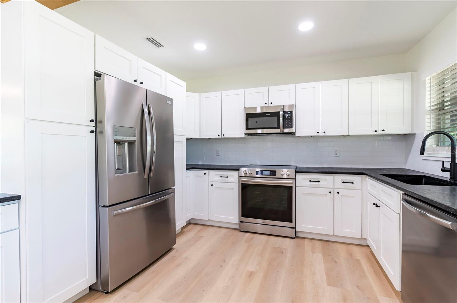 4636 W BAY COURT AVE, TAMPA, FL, 33611