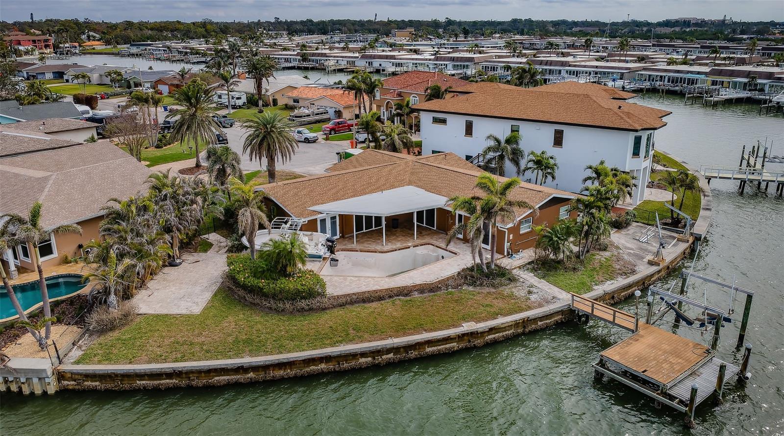 11697 GROVE ST, SEMINOLE, FL, 33772