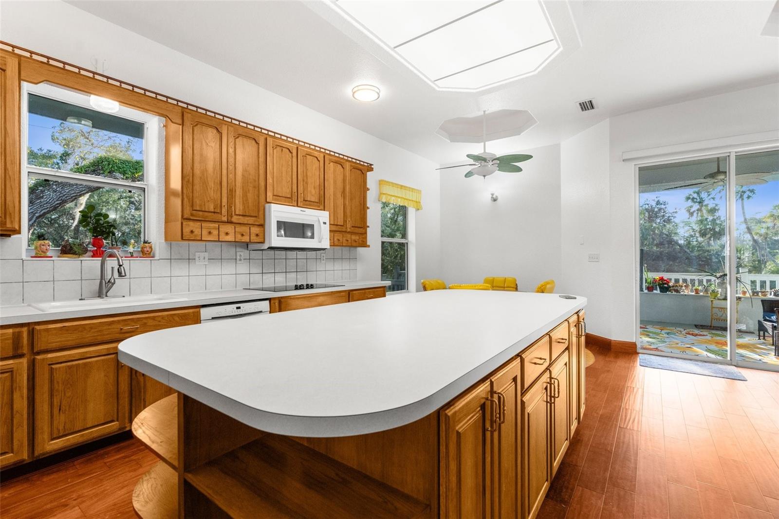 8117 RIVER POINT DR, WEEKI WACHEE, FL, 34607