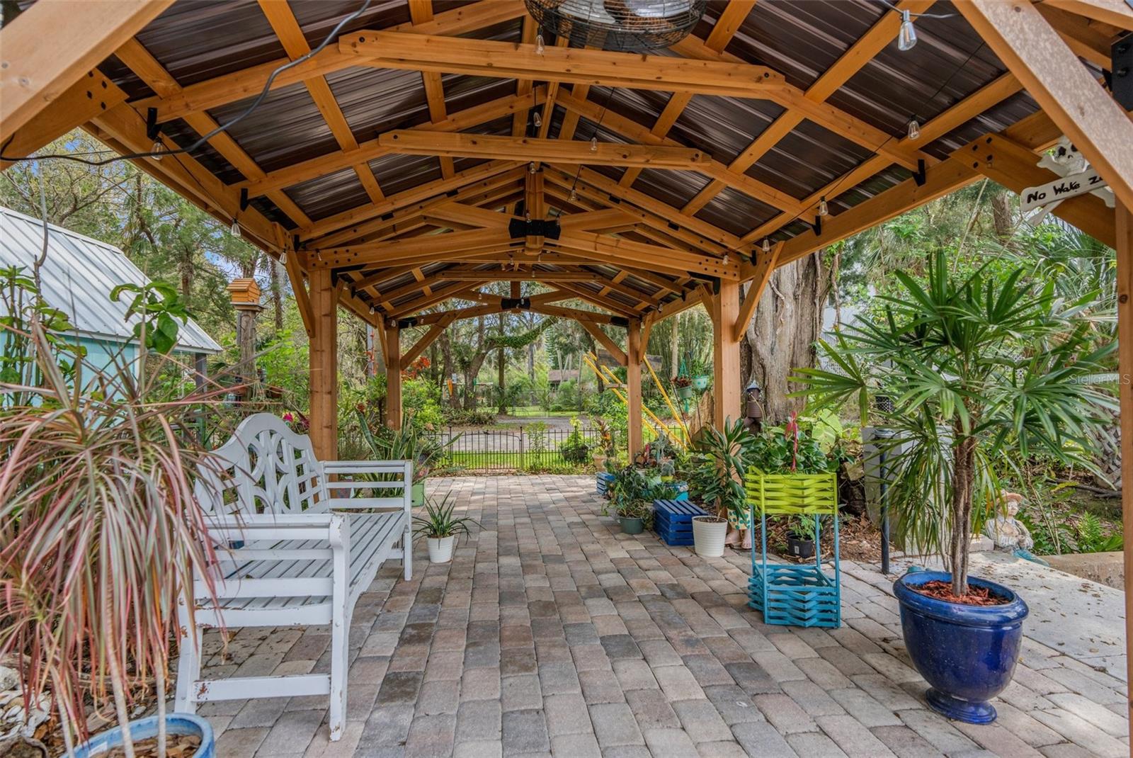 8117 RIVER POINT DR, WEEKI WACHEE, FL, 34607